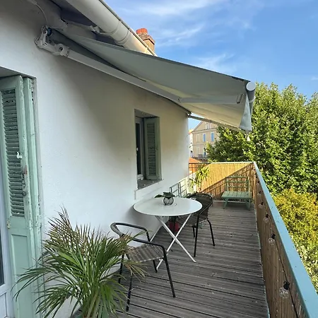 3 Pieces Terrasse Centre Saint-Raphaël